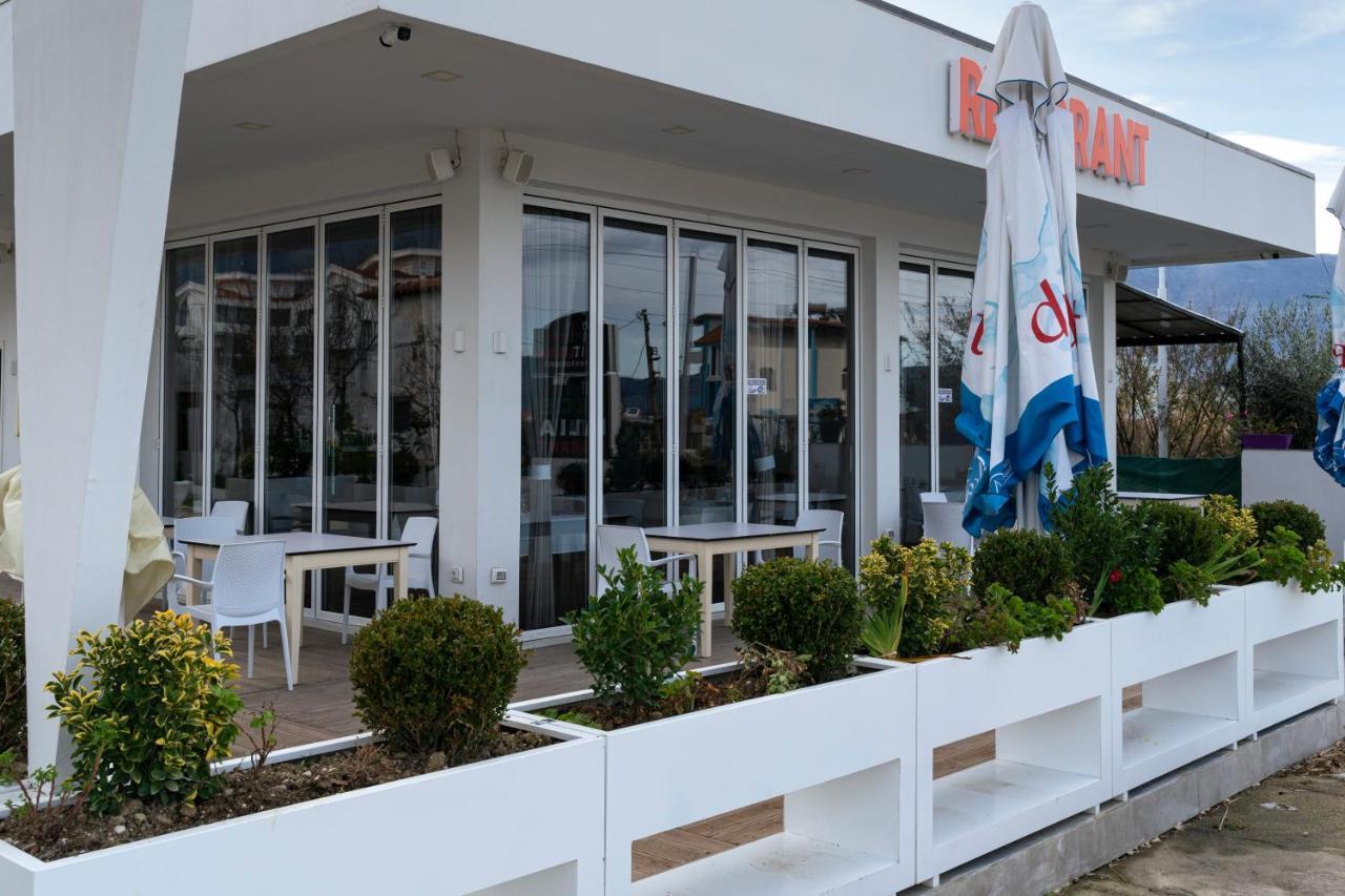 Dolce Italia Hotel Radhima Kültér fotó